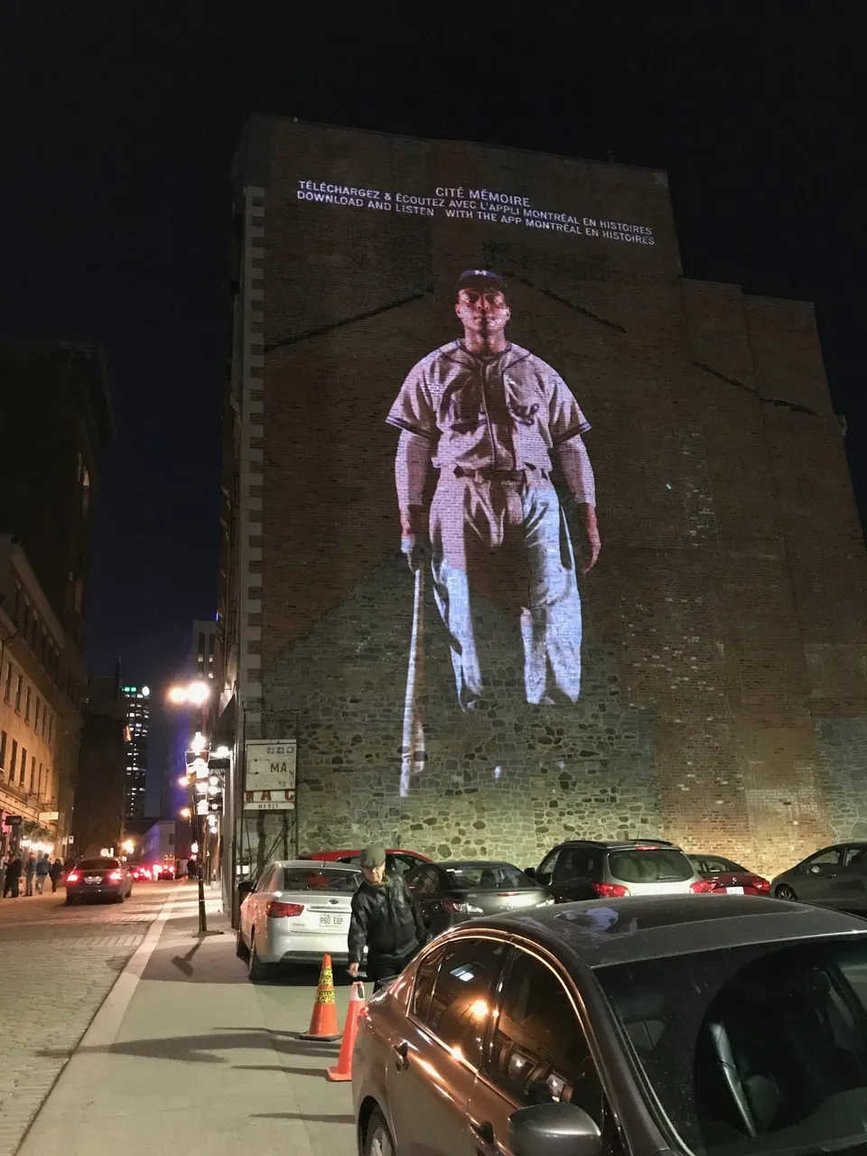 montreal+projection 960w